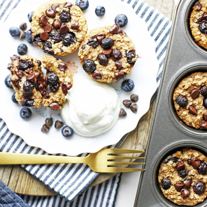 Blueberry Chocolate Oatmeal Cups