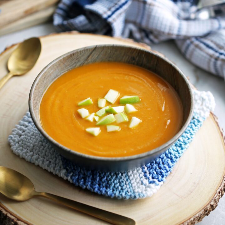 Instant Pot Butternut Squash Apple Ginger Soup