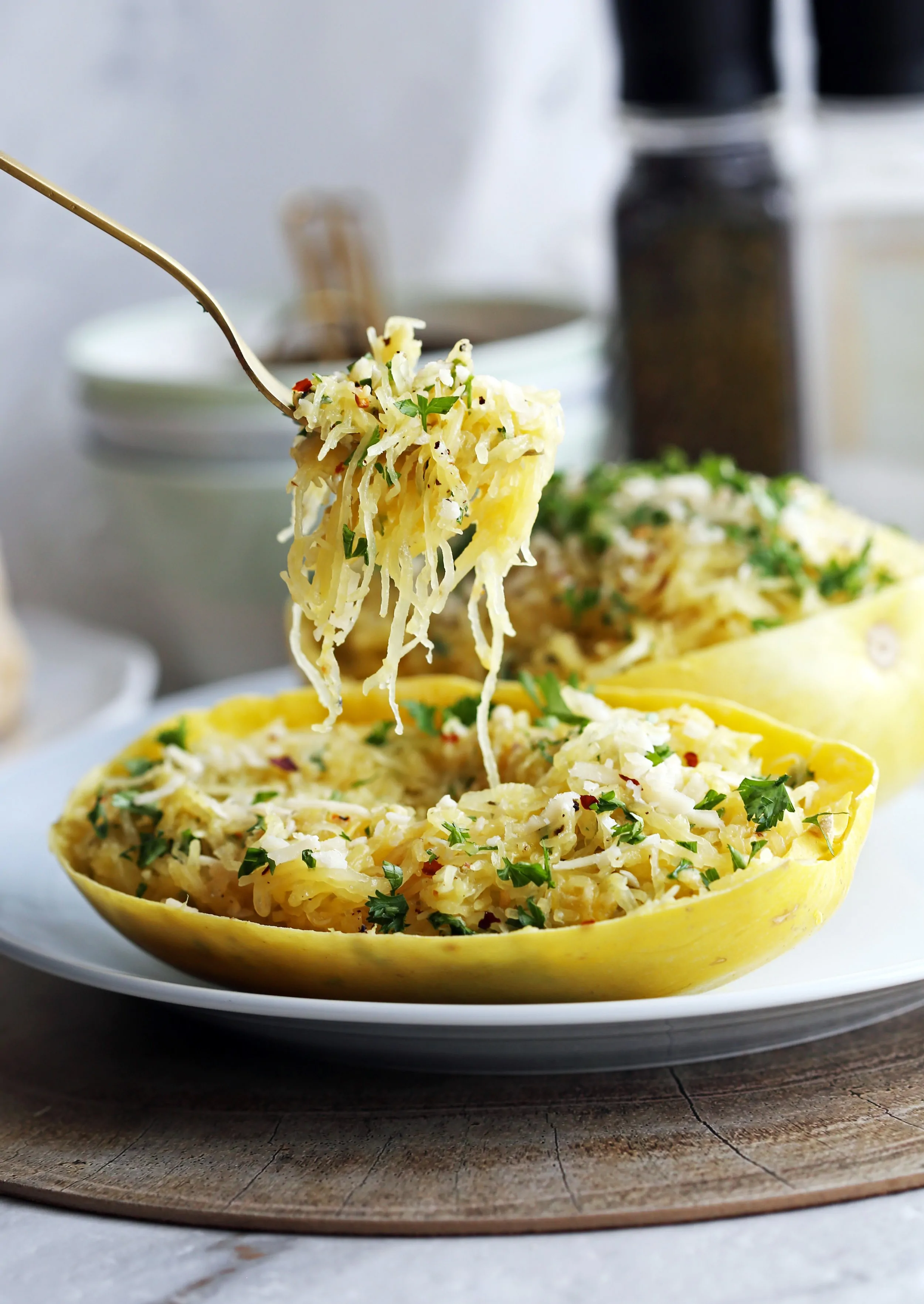 Instant Pot Garlic Parmesan Spaghetti Squash