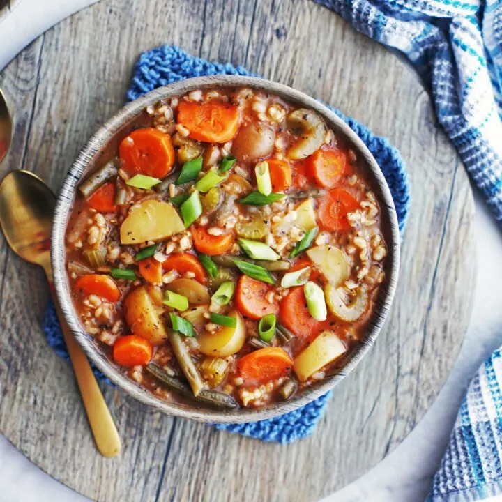 Instant Pot Hearty Vegetable and Brown Rice Soup