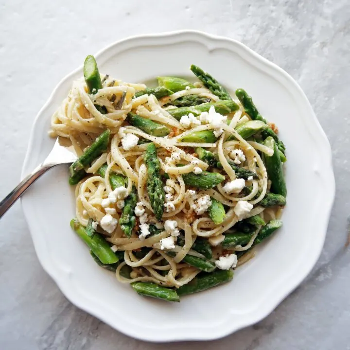 Lemon Feta Linguine with Garlic Asparagus