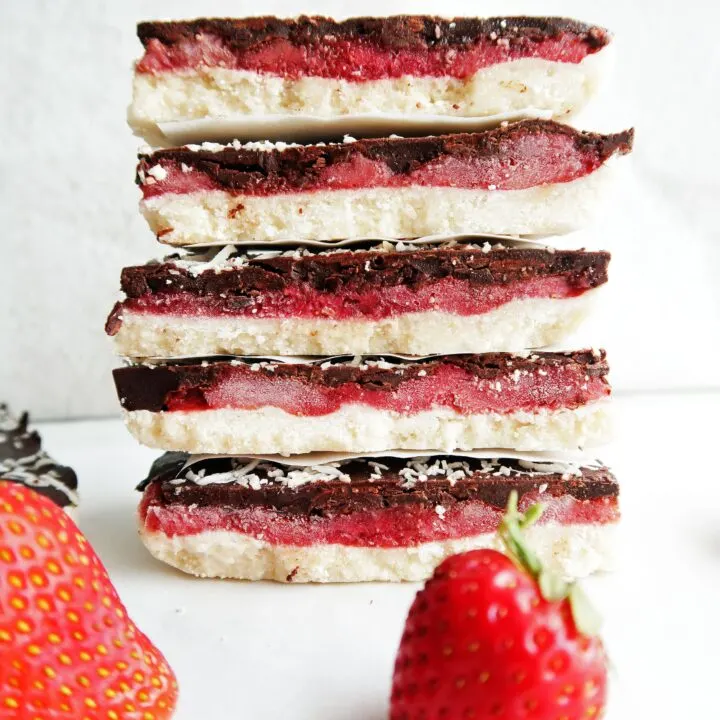 No-Bake Chocolate Strawberry Coconut Bars