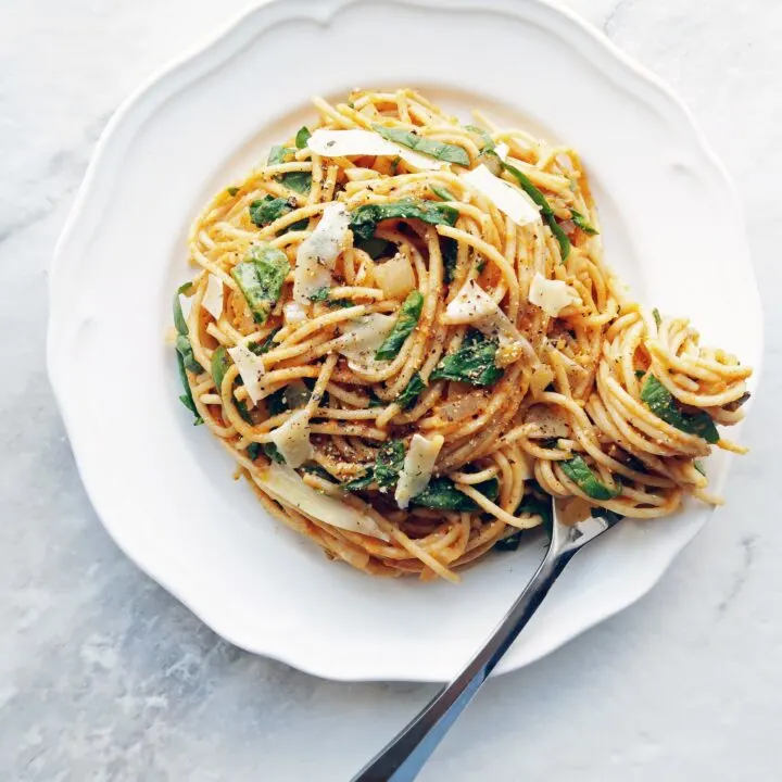 One Pot Spaghetti with Creamy Pumpkin Sauce