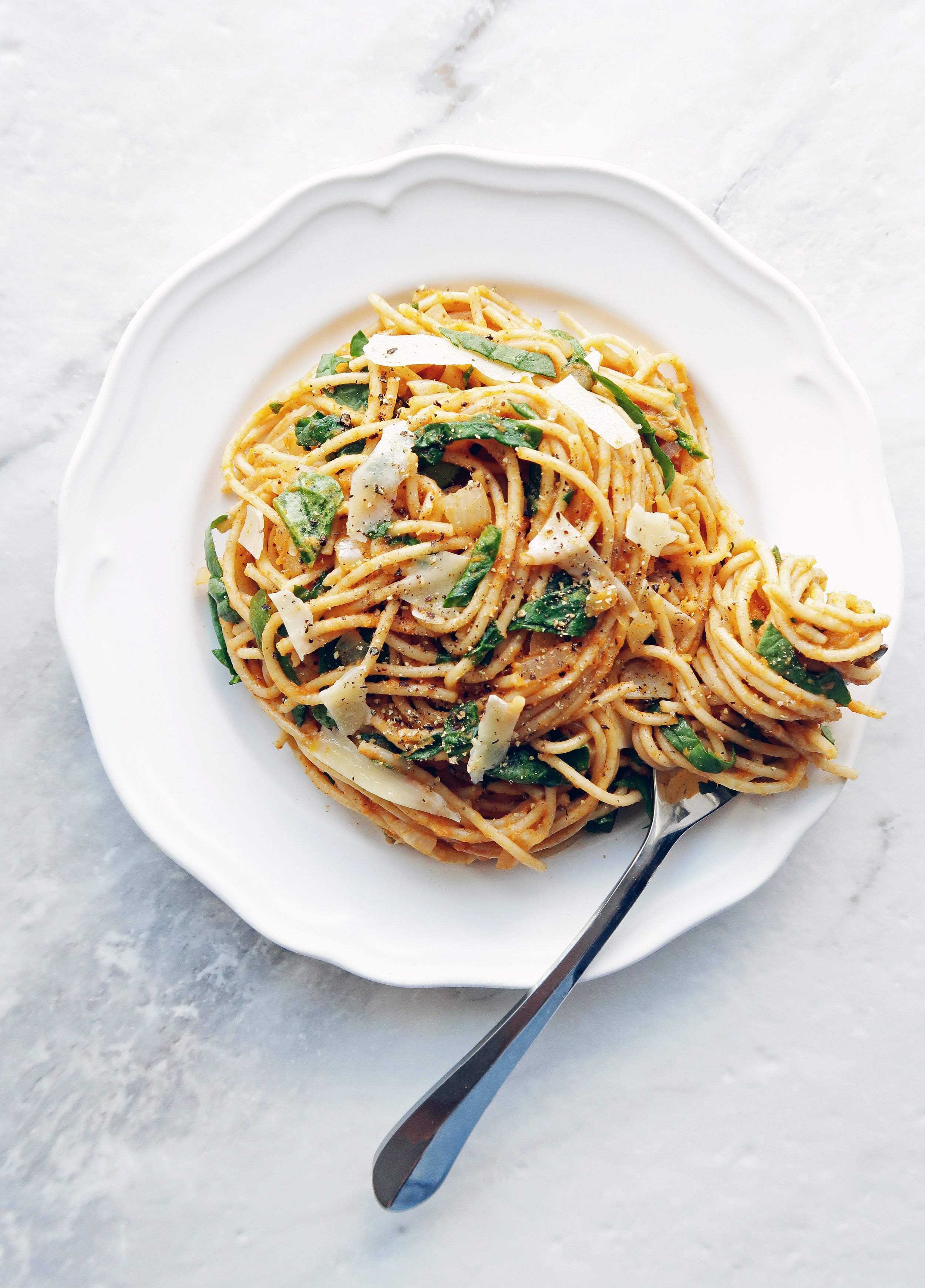 One Pot Spaghetti with Creamy Pumpkin Sauce