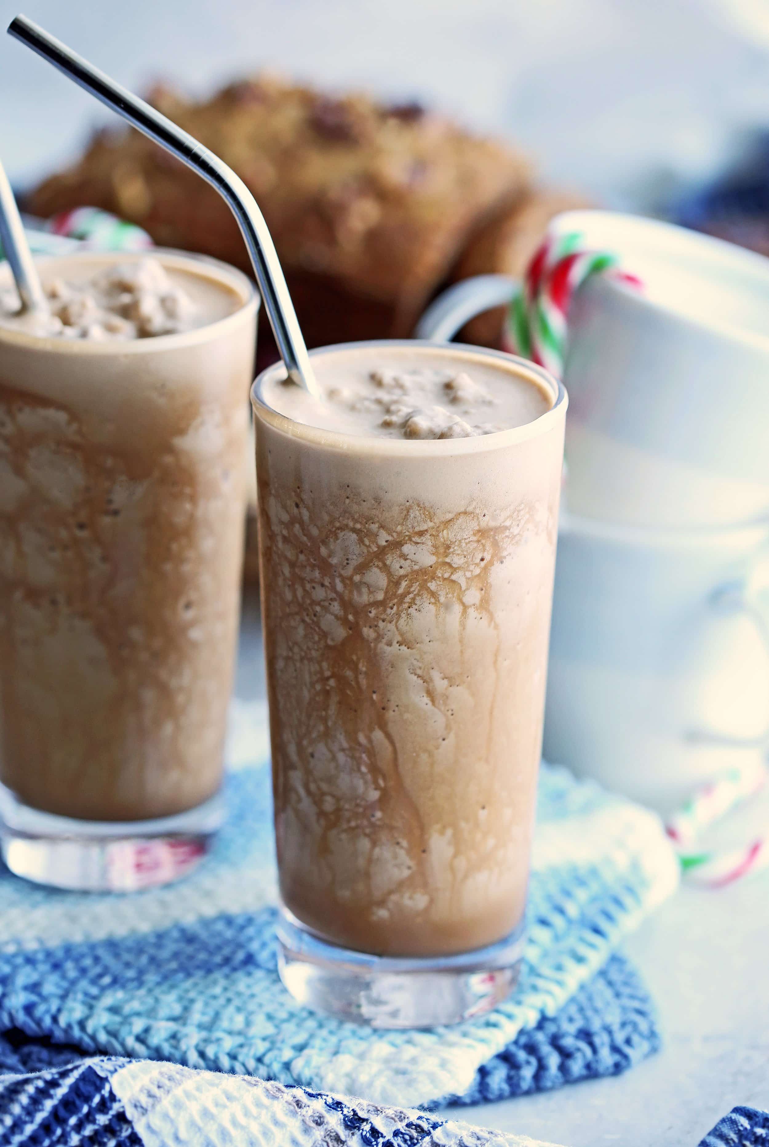 3-Ingredient Peppermint Mocha Frappe