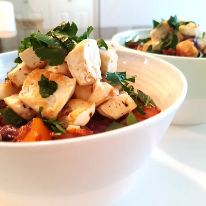 Quinoa with Fresh Vegetables and Tofu