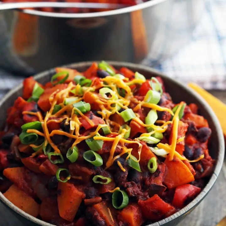 Roasted Butternut Squash and Black Bean Chili