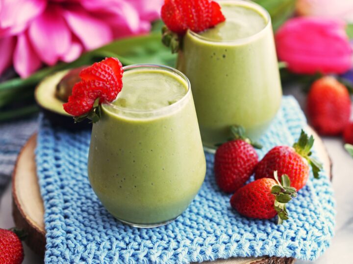 Strawberry Avocado Green Smoothie - Yay! For Food